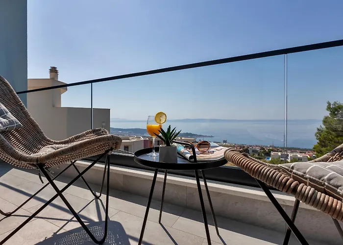 Luxury Basak With Infinity Pool And Sea View